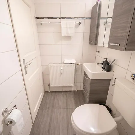 Truth Fur 6, Terrasse, Internet, 2 Schlafzimmer, Smart Tv 아파트 브릴온